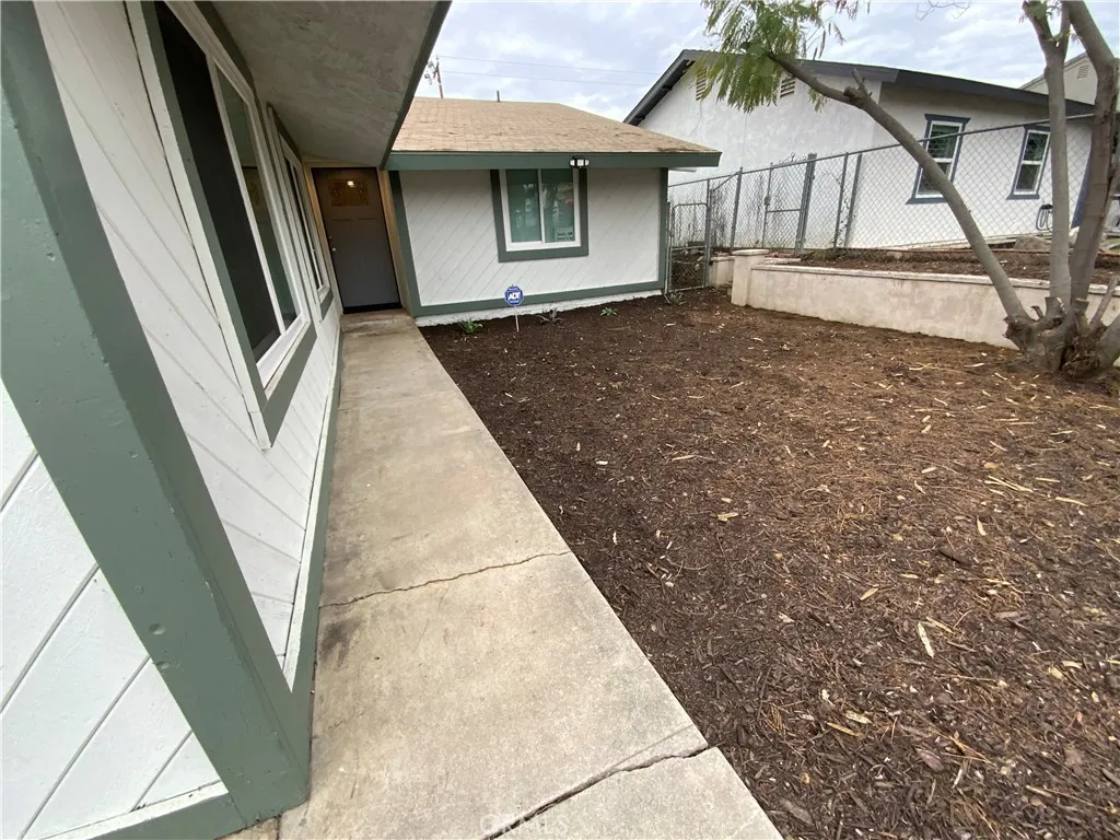 23561 Casa Bonita, Menifee, California 92587 home-pic-2