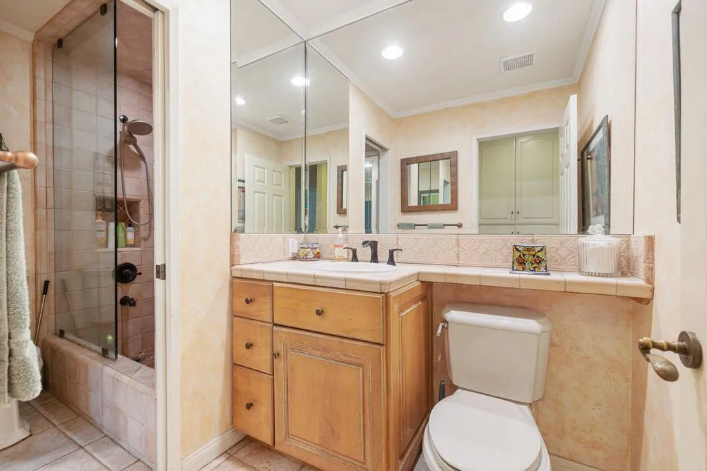 21 Pueblo Vista Drive, Palm Springs, California 92264 home-pic-35