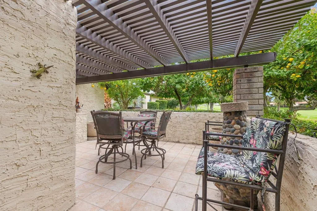 21 Pueblo Vista Drive, Palm Springs, California 92264 home-pic-15