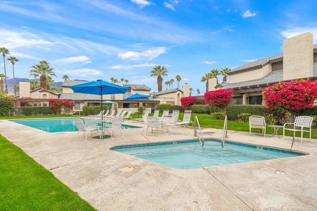 21 Pueblo Vista Drive, Palm Springs, California 92264 home-pic-39