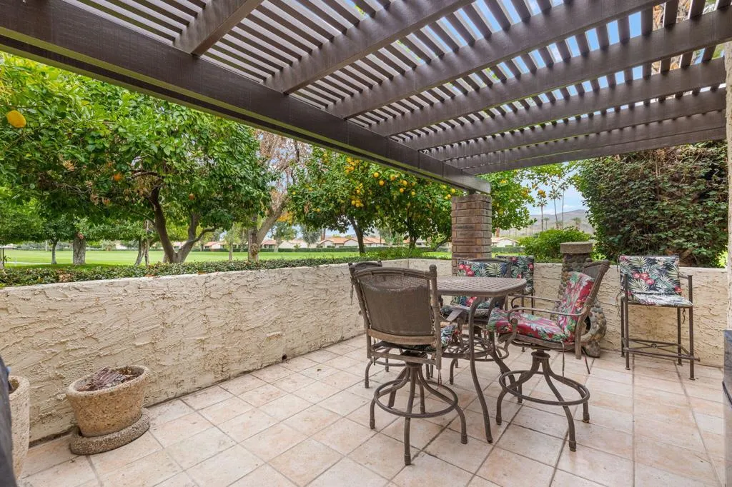 21 Pueblo Vista Drive, Palm Springs, California 92264 home-pic-14