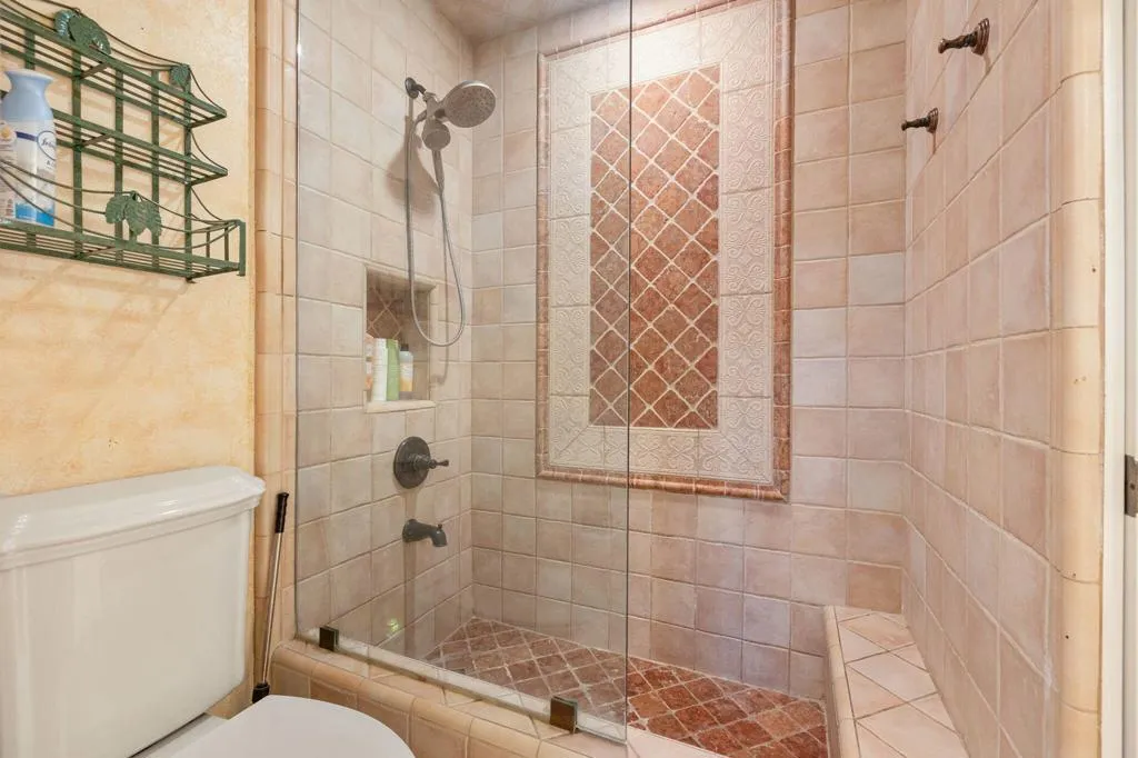 21 Pueblo Vista Drive, Palm Springs, California 92264 home-pic-36