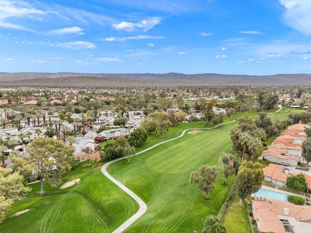 21 Pueblo Vista Drive, Palm Springs, California 92264 home-pic-43