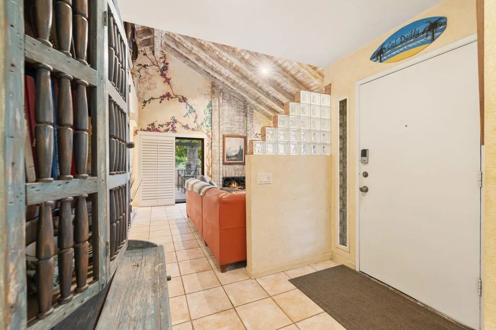 21 Pueblo Vista Drive, Palm Springs, California 92264 home-pic-27
