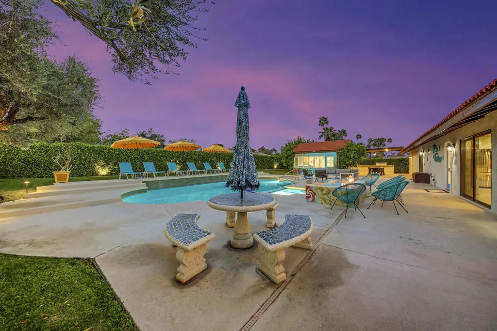 20 BACKYARD MLS SIZE