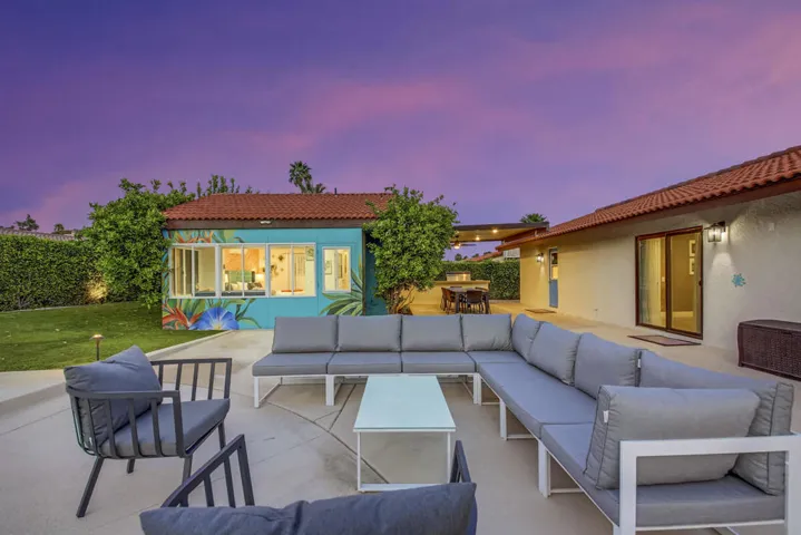 12 BACKYARD MLS SIZE
