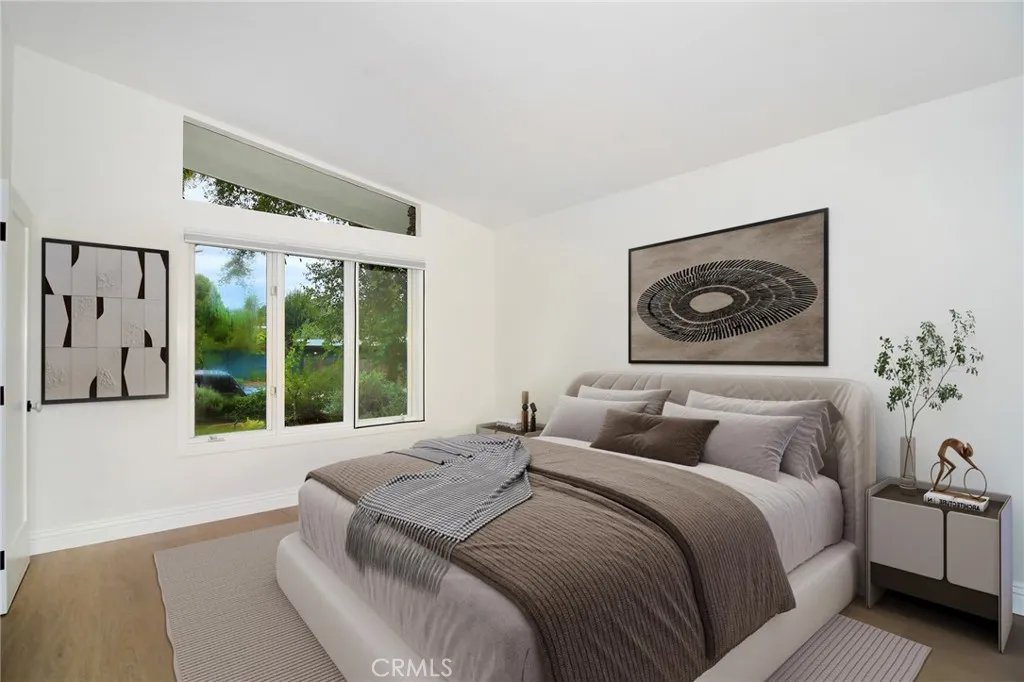 4676 Arriba Drive, Tarzana, California 91356 home-pic-24