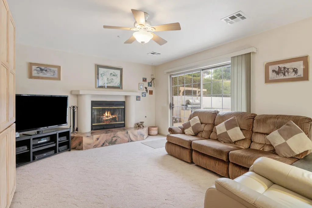 68947 Risueno Road, Cathedral City, California 92234 home-pic-9