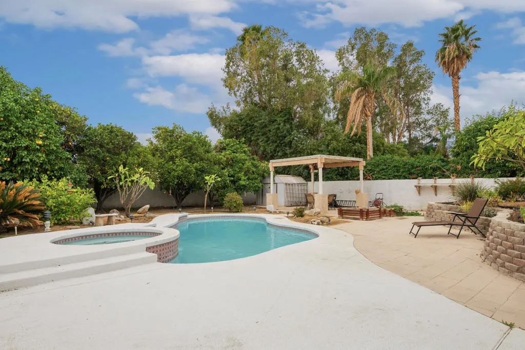 68947 Risueno Road, Cathedral City, California 92234 home-pic-20