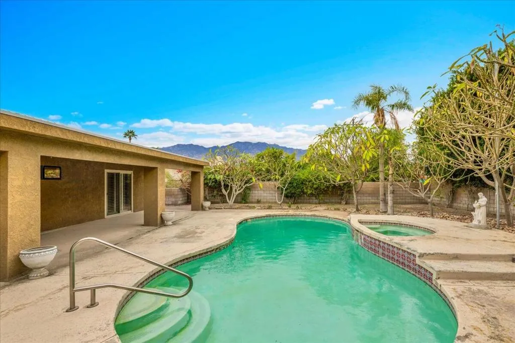 68220 Mccallum Way, Cathedral City, California 92234 home-pic-30