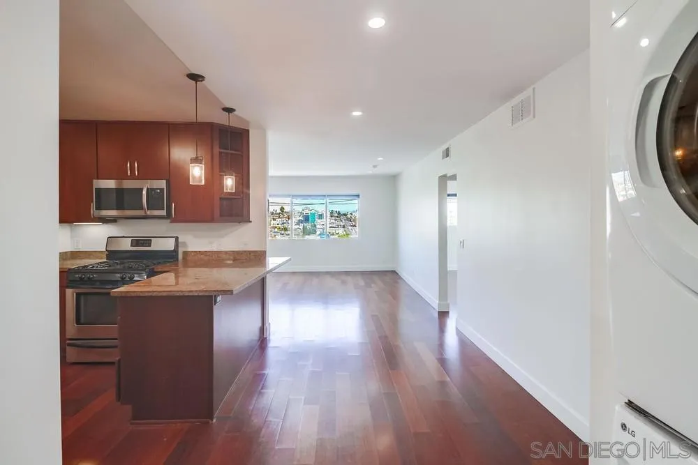 3907 Georgia St 12, San Diego, California 92103 home-pic-4