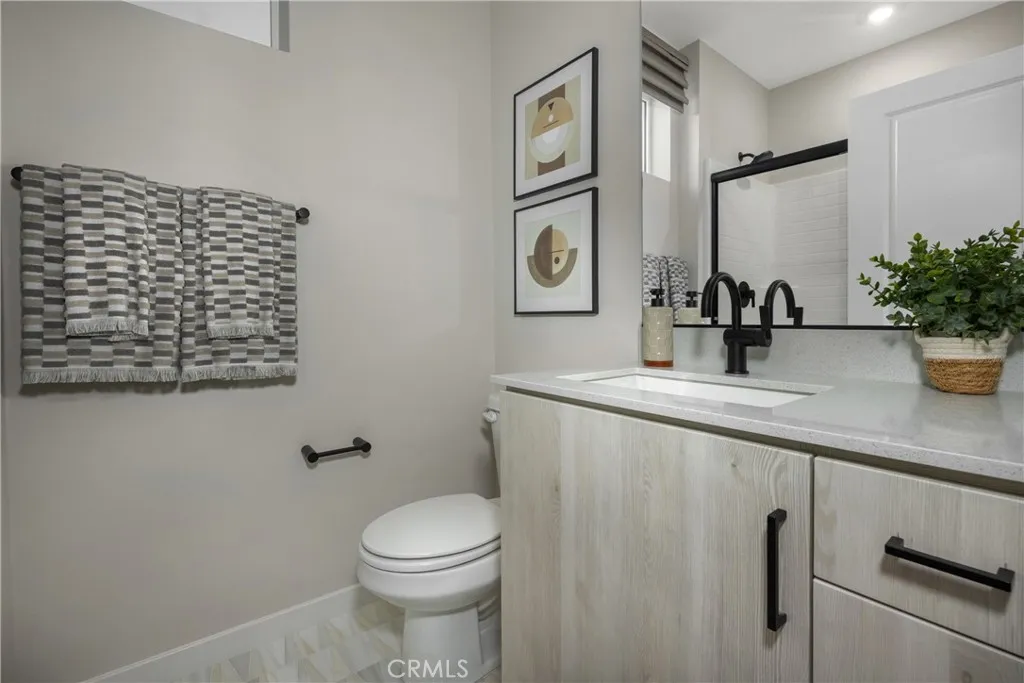 3679 S. Eichler Paseo 8, Ontario, California 91761 home-pic-5