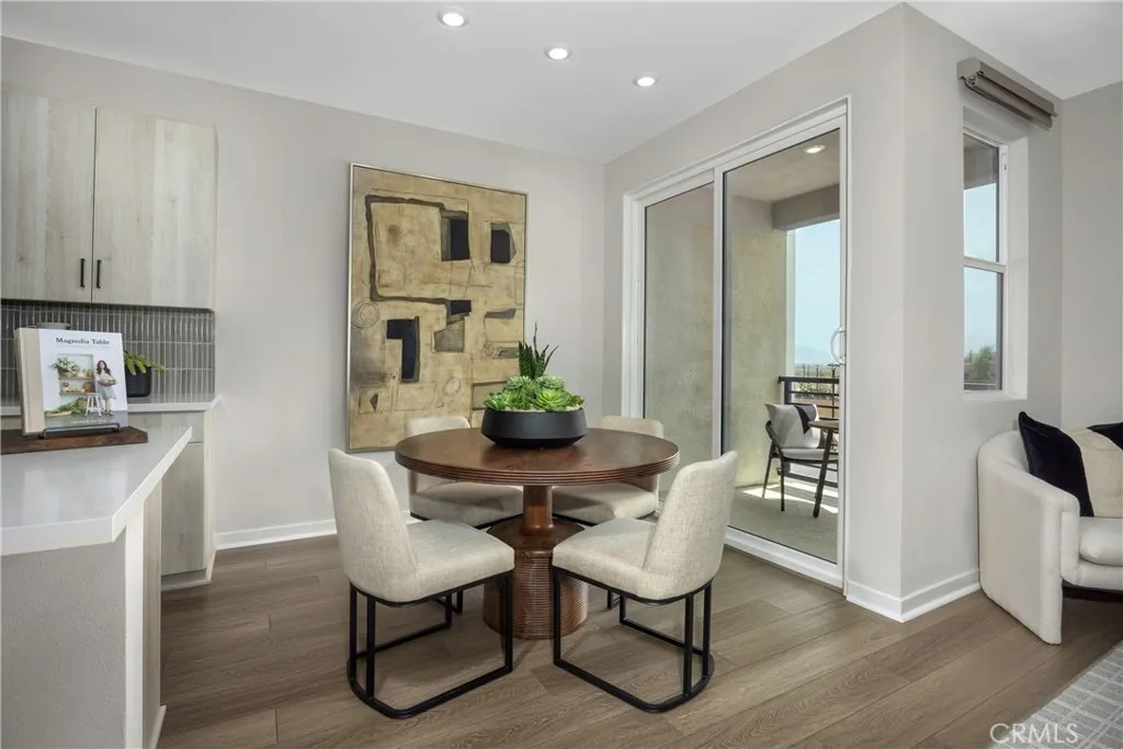 3679 S. Eichler Paseo 8, Ontario, California 91761 home-pic-8