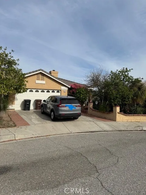 1147 Bronze Star Court, Colton, California 92324 home-pic-1