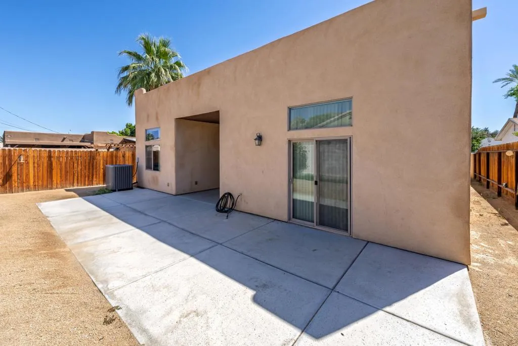 51885 Avenida Bermudas, La Quinta, California 92253 home-pic-30