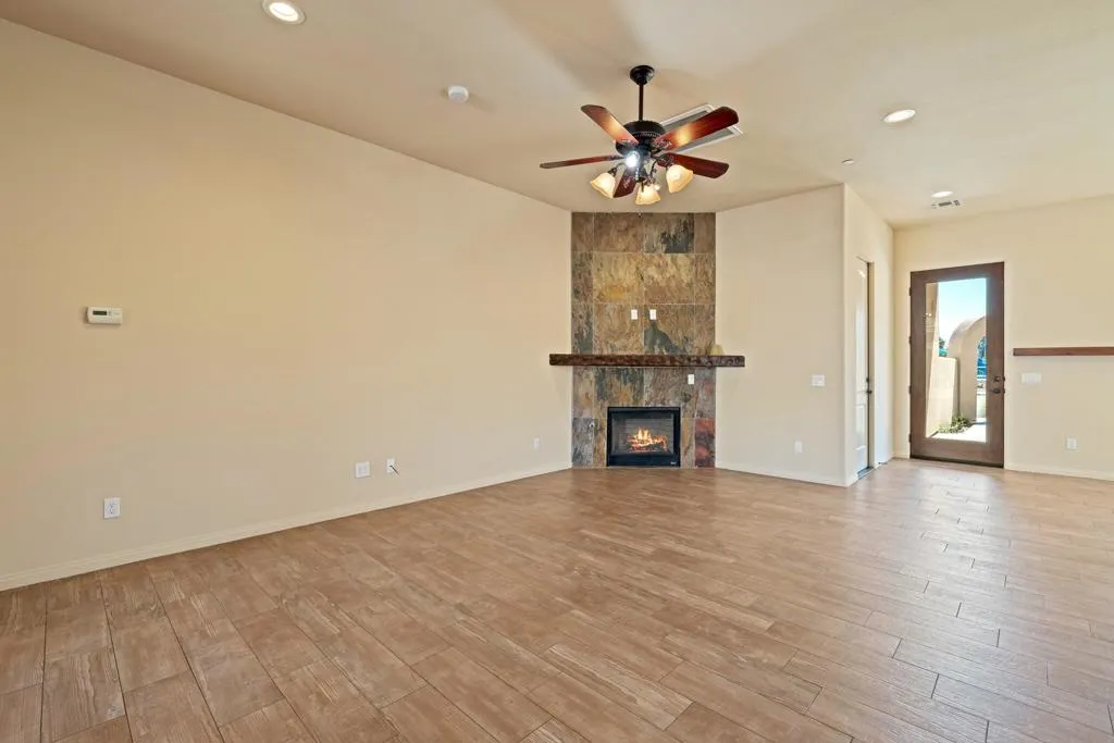 51885 Avenida Bermudas, La Quinta, California 92253 home-pic-18