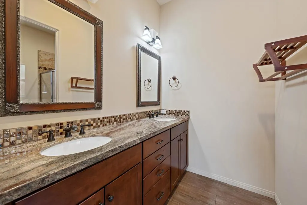 51885 Avenida Bermudas, La Quinta, California 92253 home-pic-26