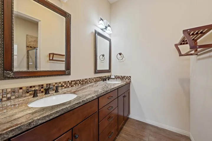 22-Photo-21