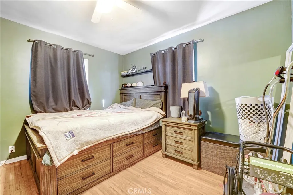 2200 W Hardy, Inglewood, California 90305 home-pic-6
