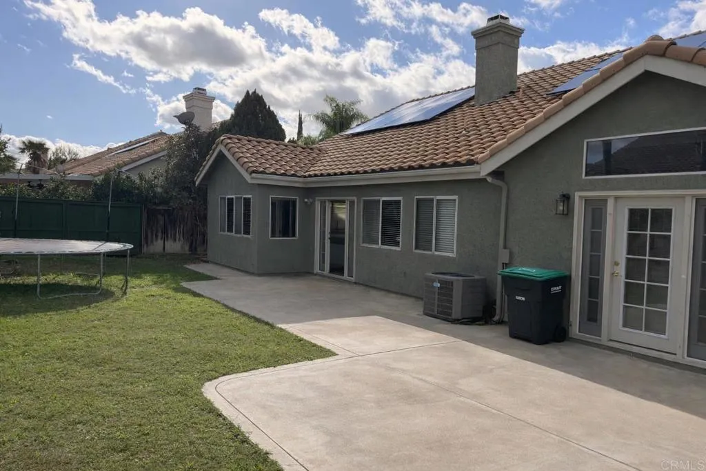 1726 Camino Miranda, San Jacinto, California 92583 home-pic-18