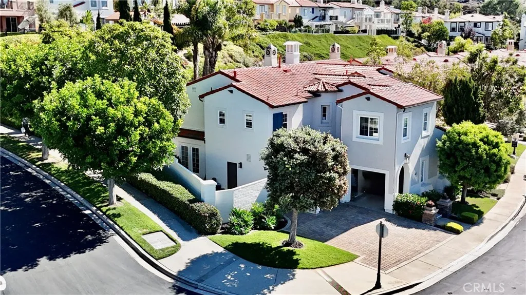 32 Marisol, Newport Coast, California 92657 home-pic-1