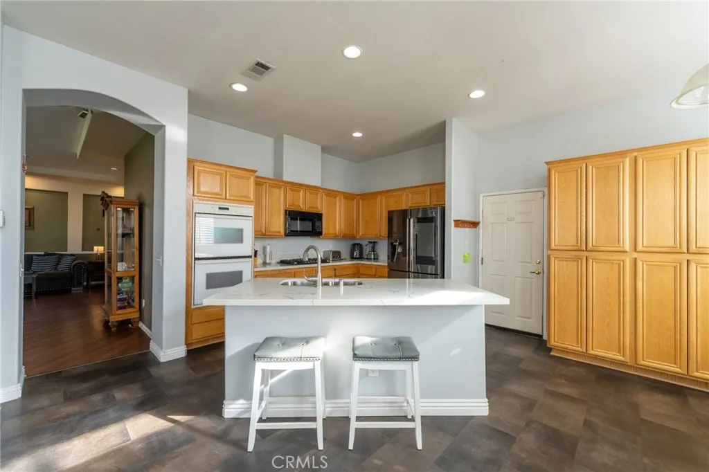 1153 Woodburn, Beaumont, California 92223 home-pic-7