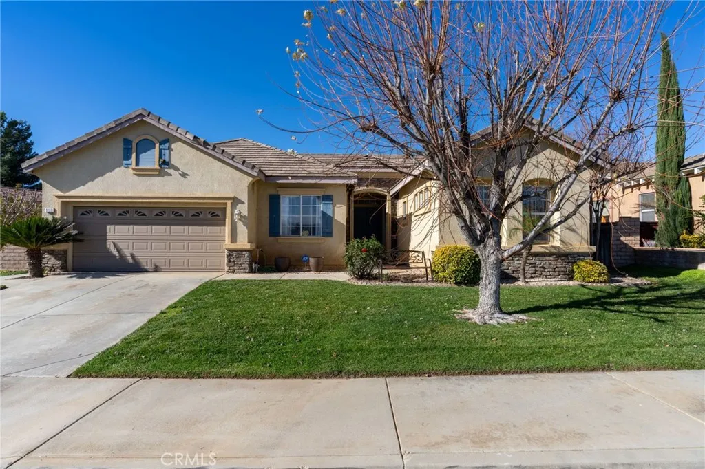1153 Woodburn, Beaumont, California 92223 home-pic-22