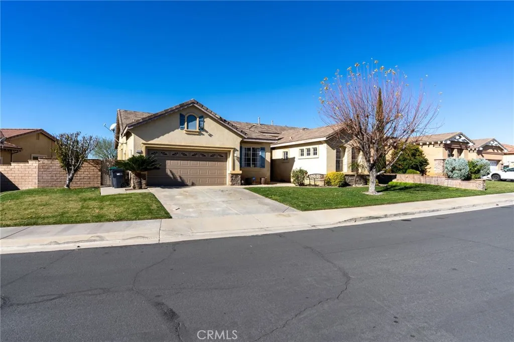 1153 Woodburn, Beaumont, California 92223 home-pic-18