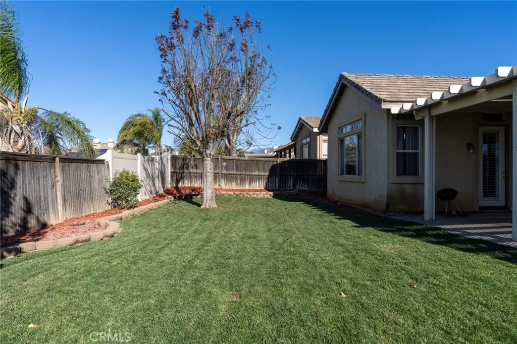 1153 Woodburn, Beaumont, California 92223 home-pic-24