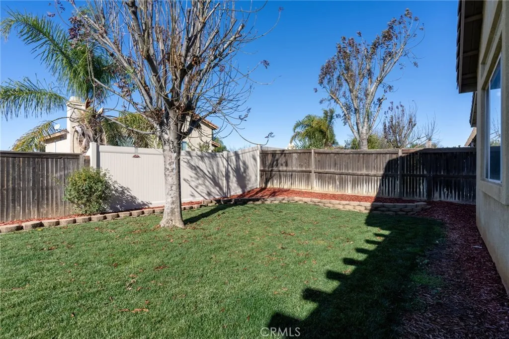 1153 Woodburn, Beaumont, California 92223 home-pic-25