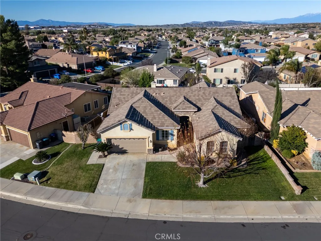 1153 Woodburn, Beaumont, California 92223 home-pic-21