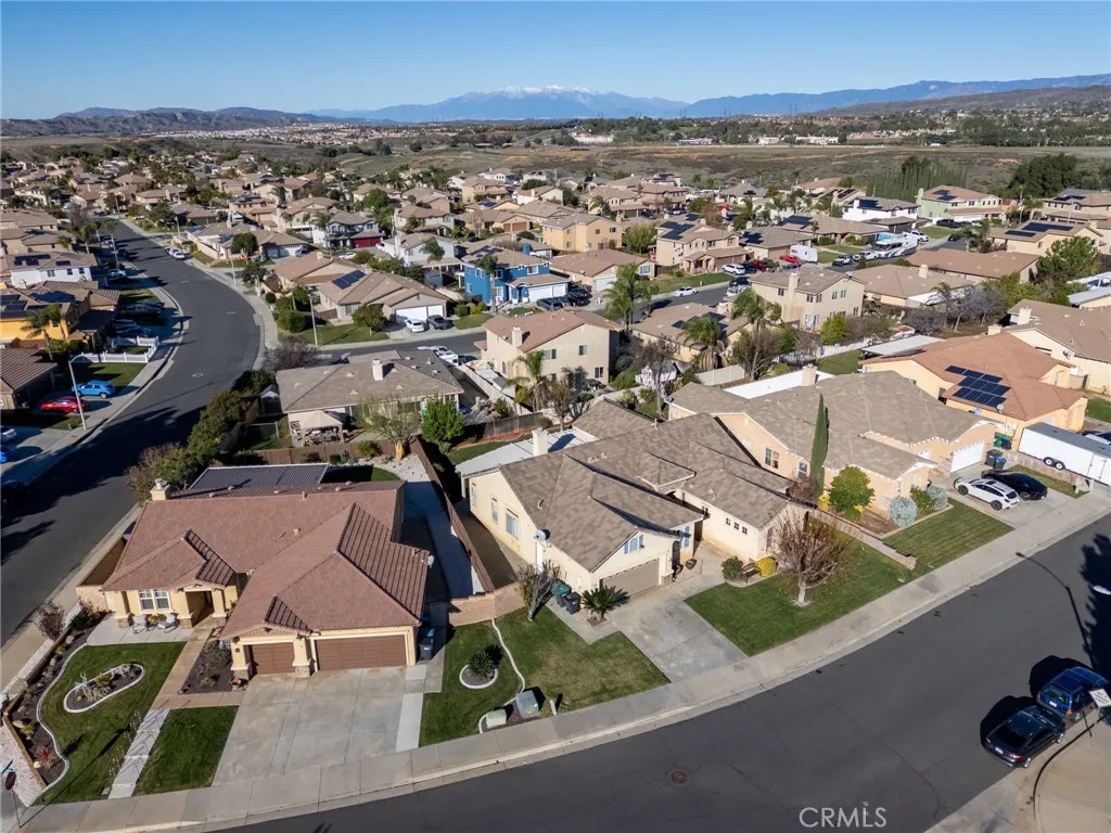 1153 Woodburn, Beaumont, California 92223 home-pic-31
