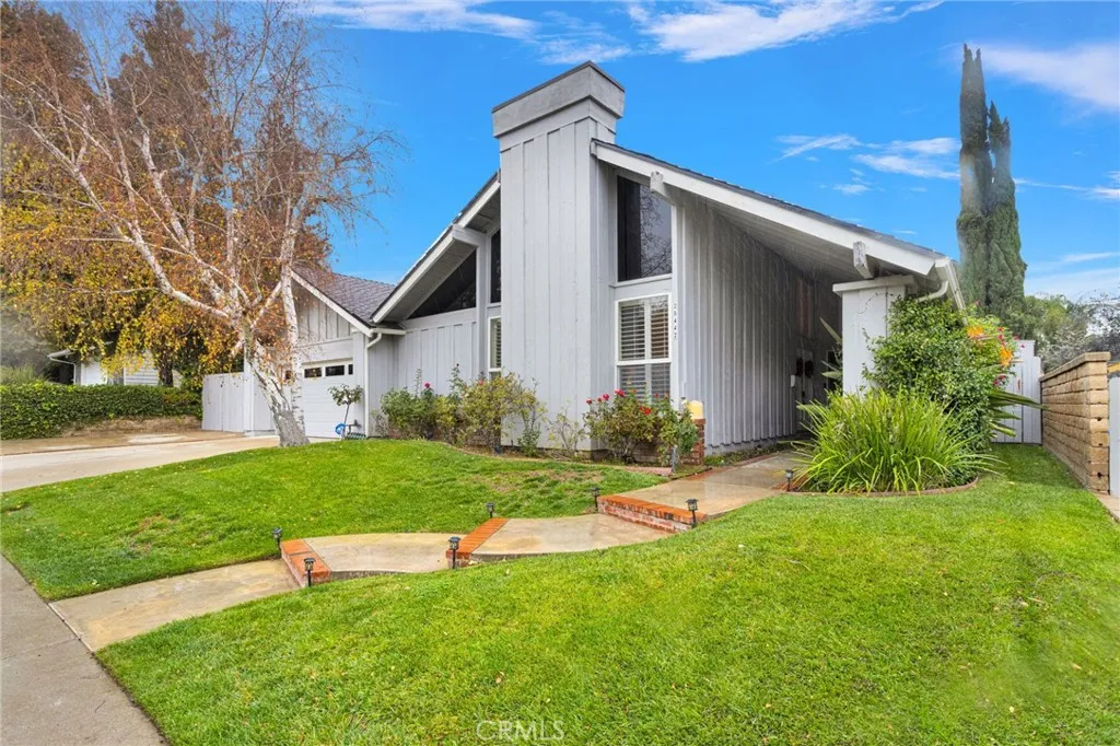 25442 Via Escovar, Valencia, California 91355 home-pic-4