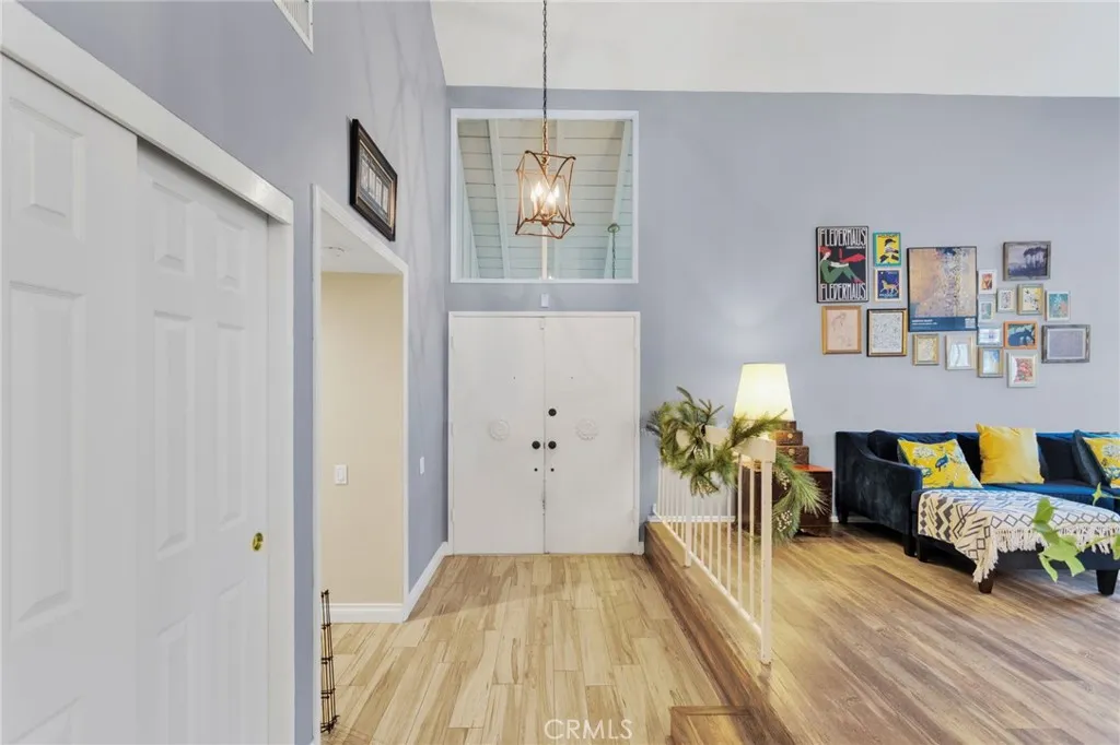 25442 Via Escovar, Valencia, California 91355 home-pic-6