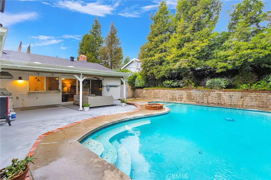 25442 Via Escovar, Valencia, California 91355 home-pic-47