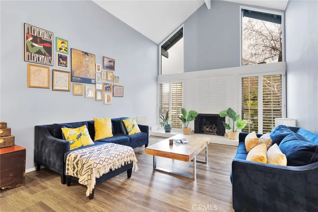 25442 Via Escovar, Valencia, California 91355 home-pic-8