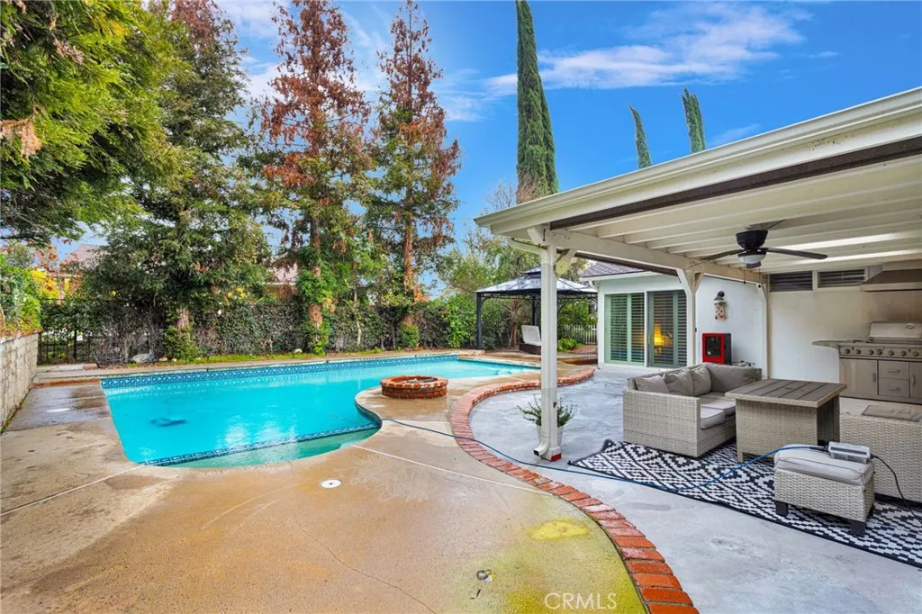 25442 Via Escovar, Valencia, California 91355 home-pic-42
