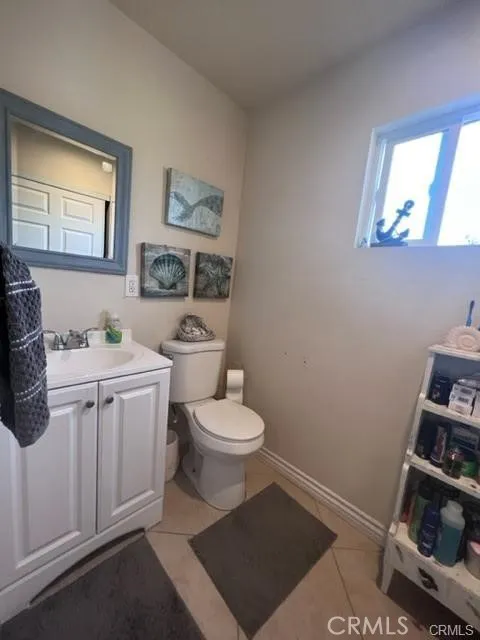 20802 Pioneer Boulevard, Lakewood, California 90715 home-pic-9