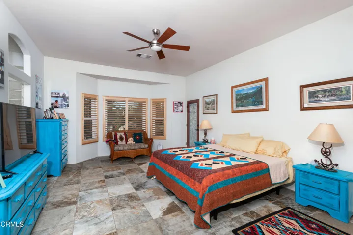29_bedroom_1