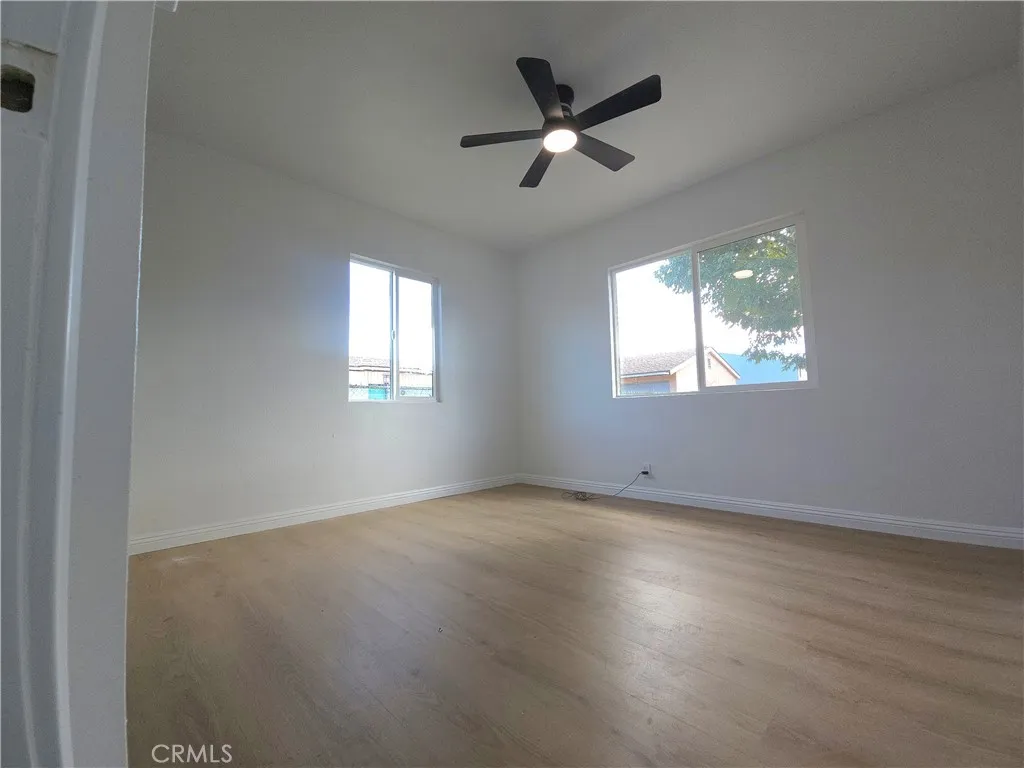 1924 W Arlington, Long Beach, California 90810 home-pic-9