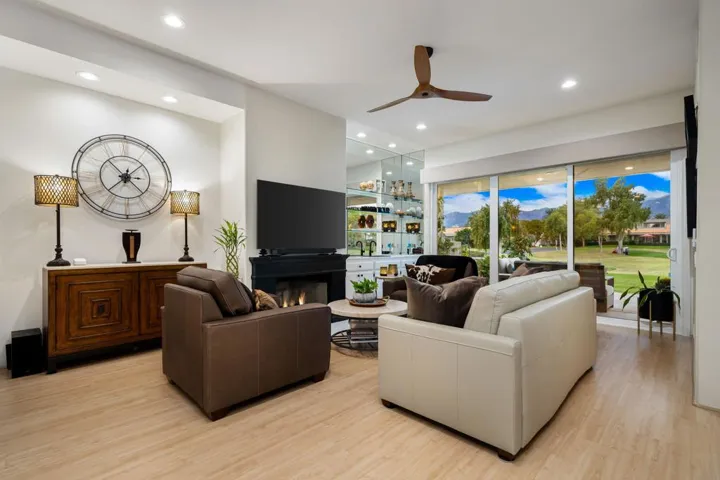 15-web-or-mls-JBAugusta_OPMG_1225_015