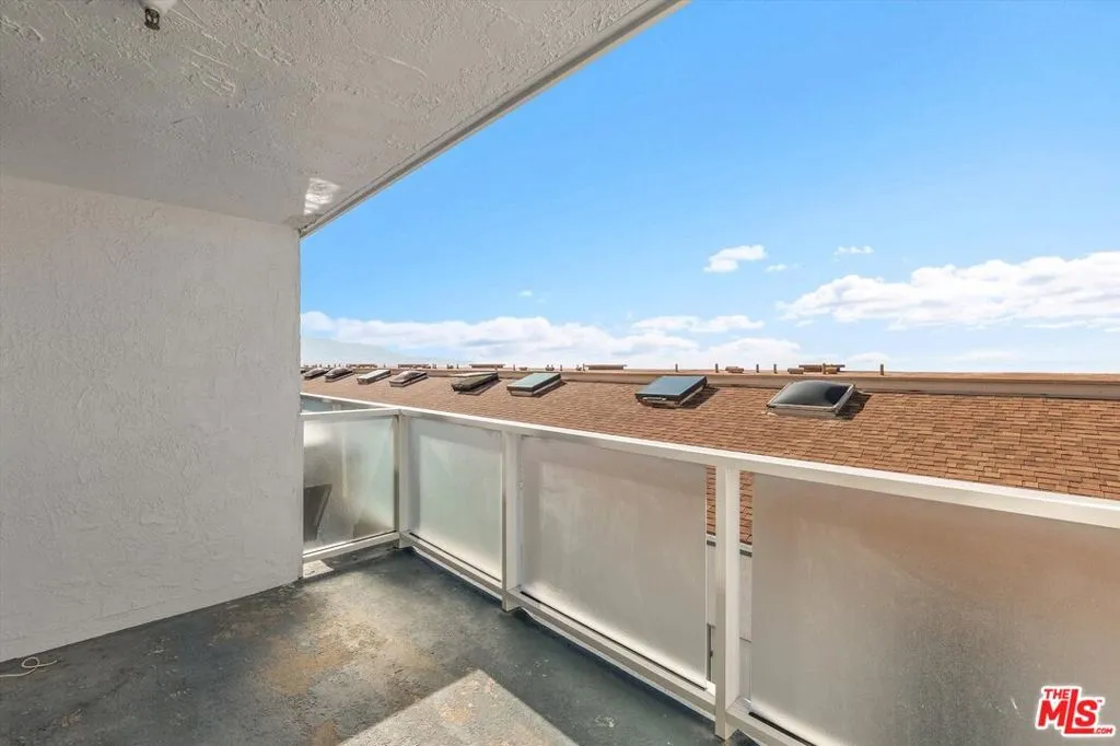 615 Esplanade 512, Redondo Beach, California 90277 home-pic-13