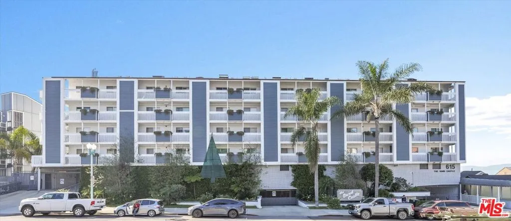 615 Esplanade 512, Redondo Beach, California 90277 home-pic-1