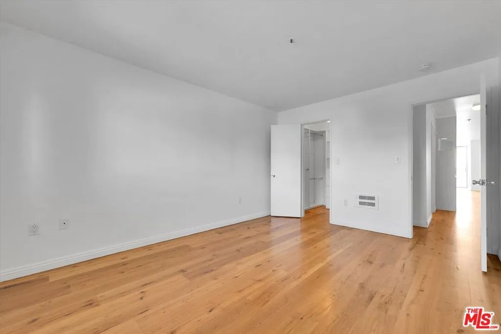615 Esplanade 512, Redondo Beach, California 90277 home-pic-15