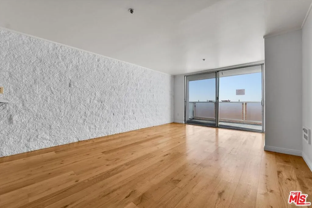 615 Esplanade 512, Redondo Beach, California 90277 home-pic-8