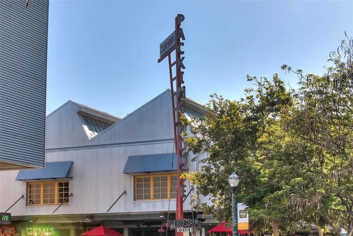 754 W 1st Street, Claremont, California 91711