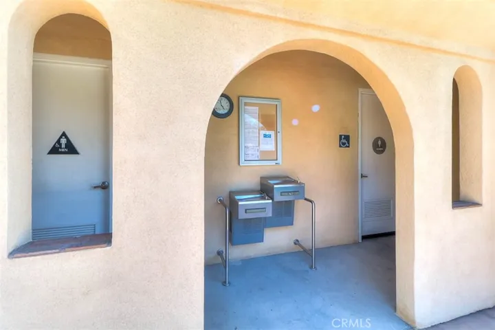 754 W 1st Street, Claremont, California 91711