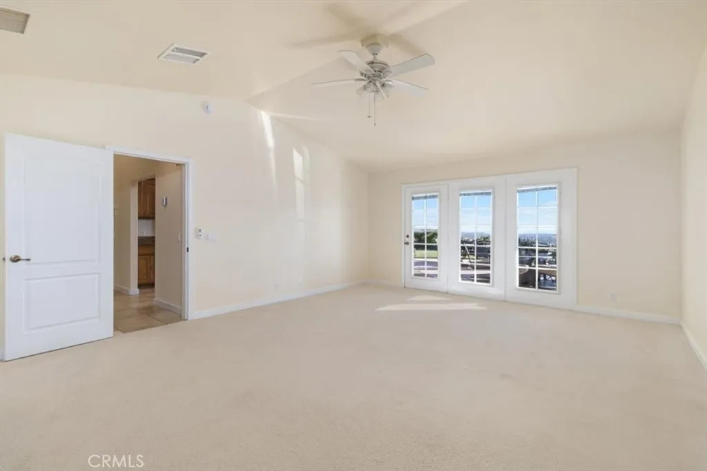 7636 Shafter, Yucca Valley, California 92284 home-pic-13