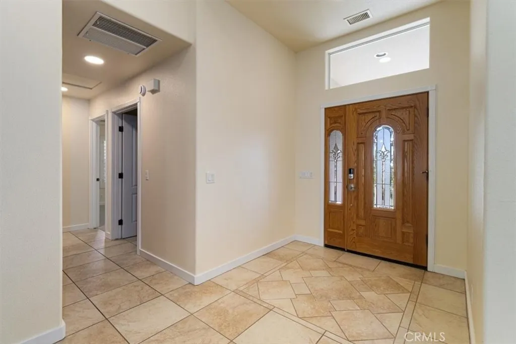 7636 Shafter, Yucca Valley, California 92284 home-pic-17