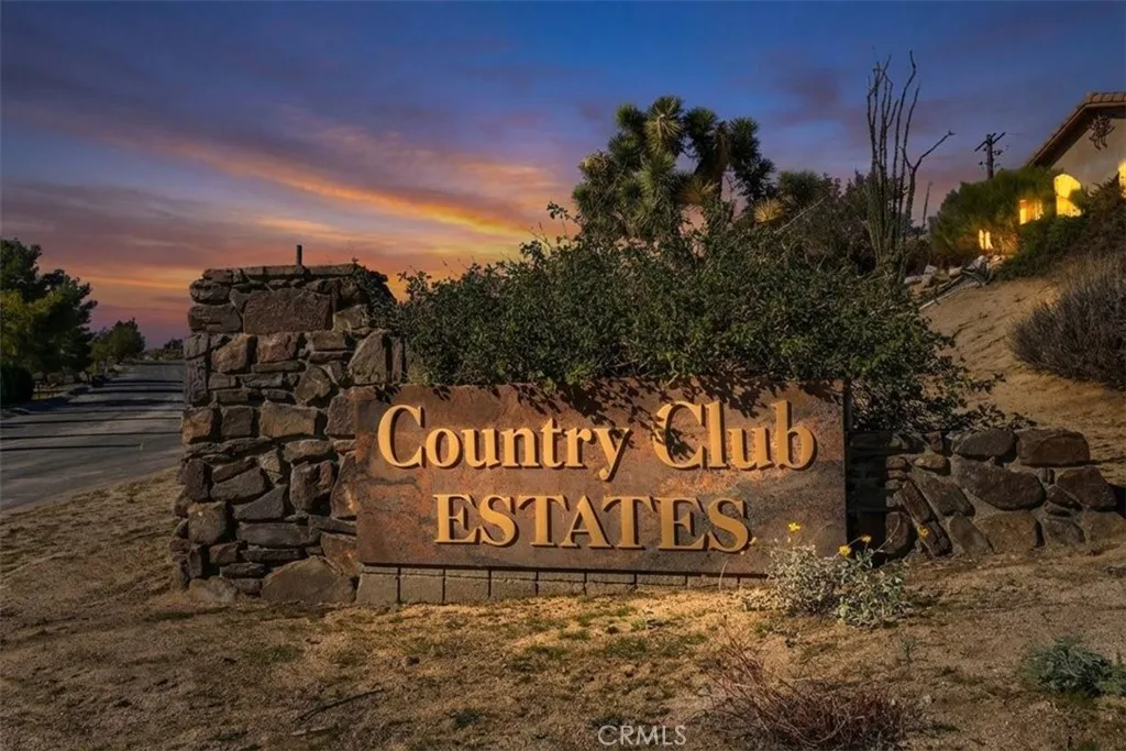 7636 Shafter, Yucca Valley, California 92284 home-pic-28
